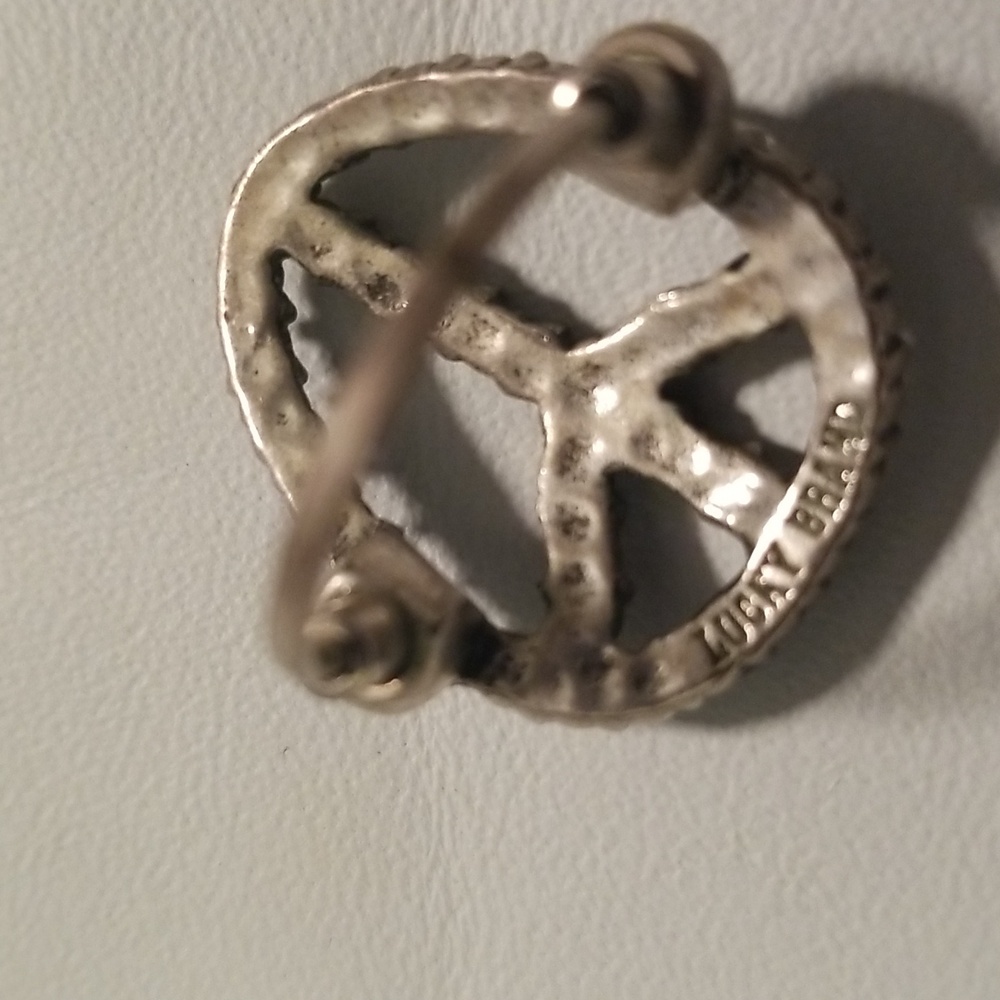 Women's Lucky Brand Ring; Silver with Rhinestones; Size 8 - Picture 7 of 8